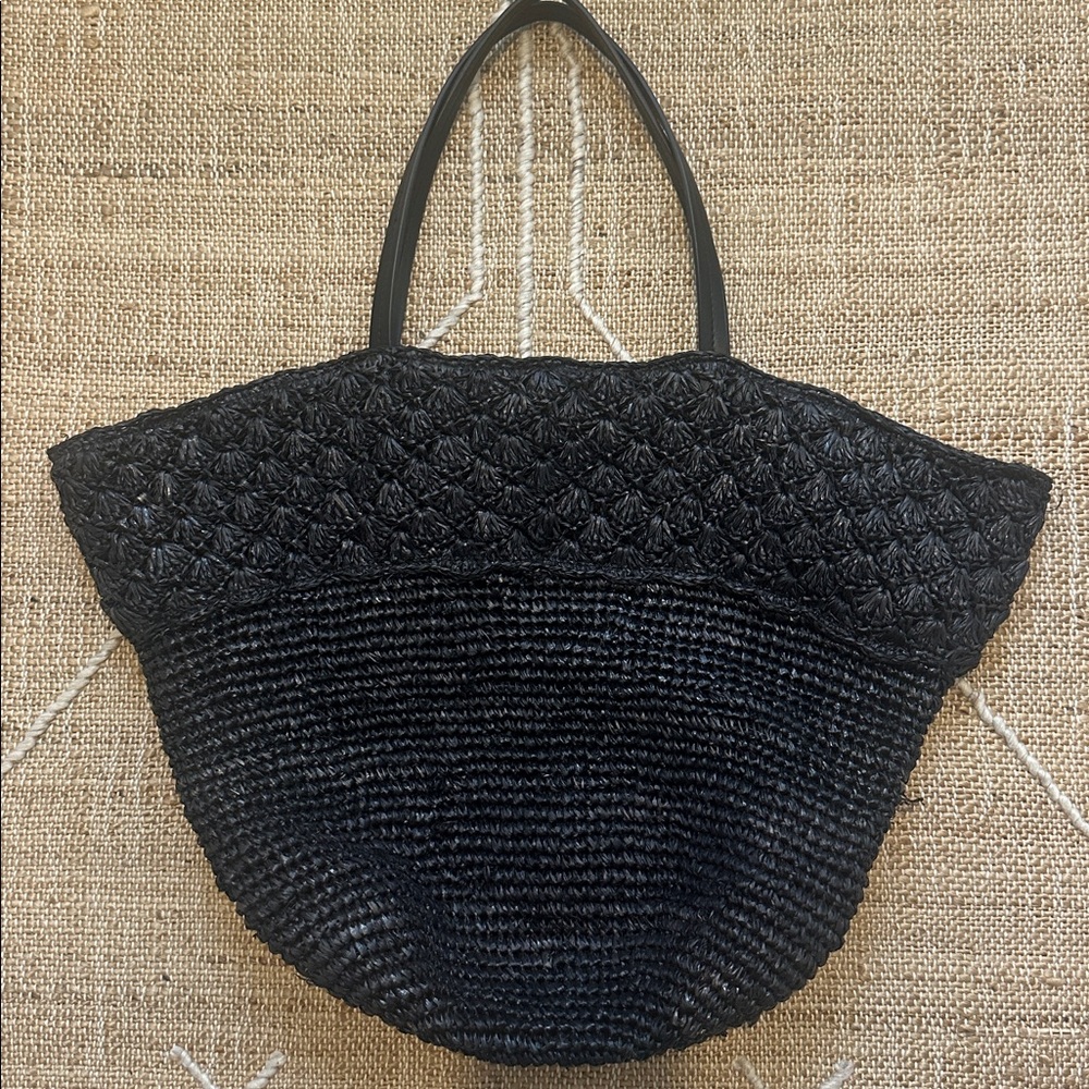 BTB Los Angeles Sera Straw Beach Tote Bag Black